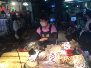 龍山寺 - 台湾台北 中山 日本人 ゲストハウスmimi -