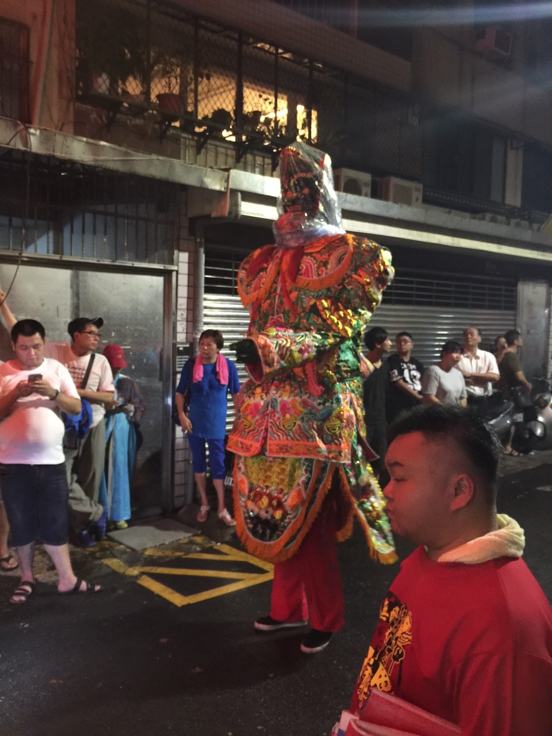 台湾 台北 中山 日本人 留学 台湾留学 安い宿 安宿 ルームシェア シェアルーム 安い部屋 長期滞在 ワーホリ ゲストハウスmimi 日台交流　交流　日本交流　台湾交流　バスキング バスカー 音楽 イラスト アーティスト 路上販売 路上演奏